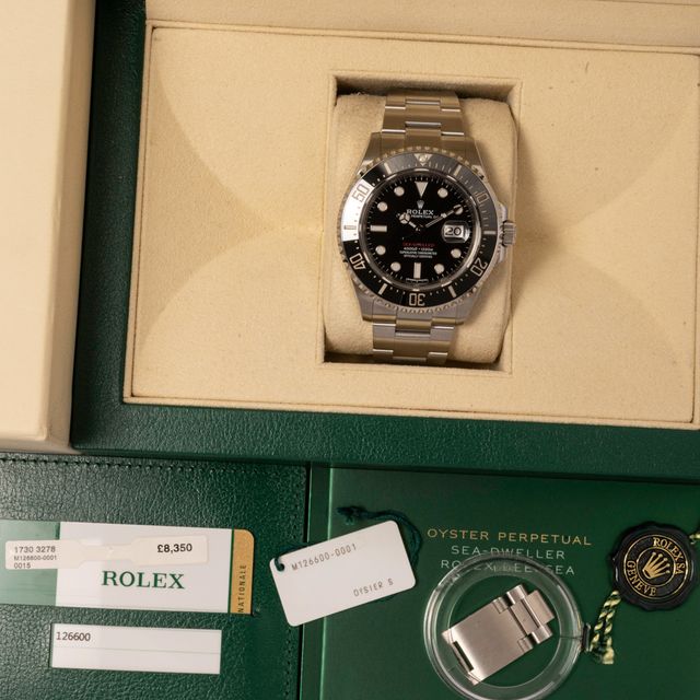 Rolex Sea-Dweller 126600 Image 5